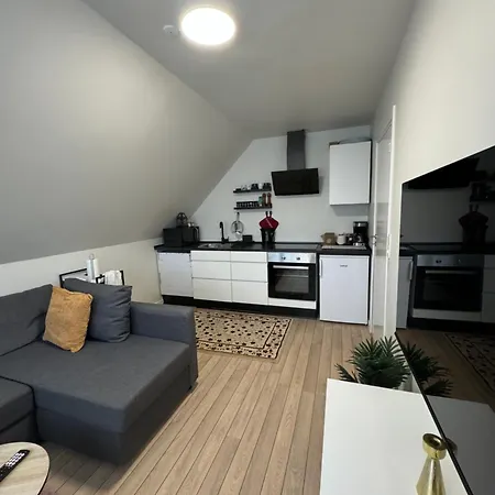 The Nightingale - Top-equipped House In - Free Parking *