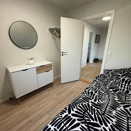 The Nightingale - Top-equipped House In - Free Parking Odense