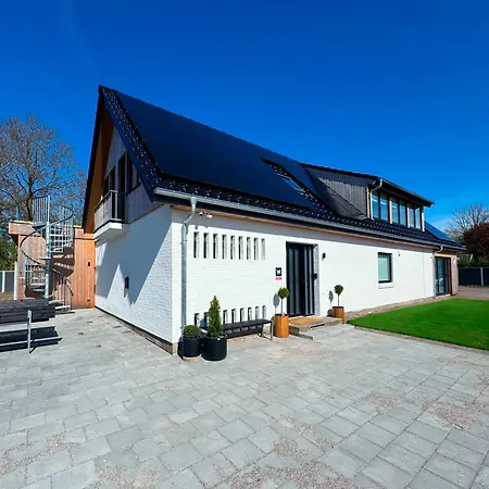 Apartment The Nightingale - Top-equipped House In - Free Parking Odense